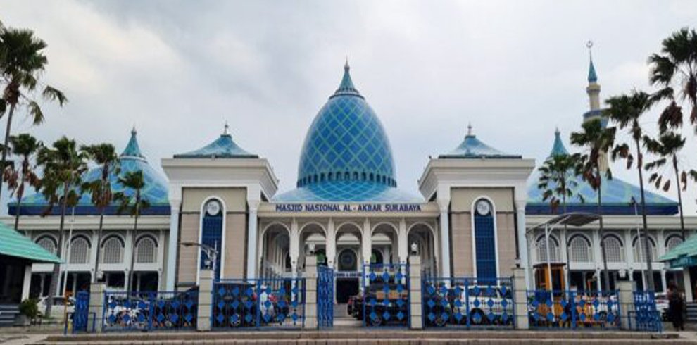 5D4N Surabaya Muslim Tour Package