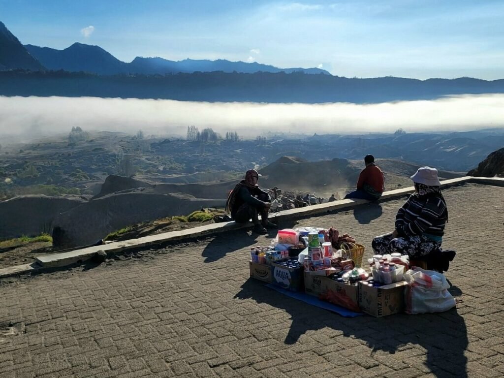 Yogyakarta Tumpak Sewu Bromo Ijen Tour 5D4N