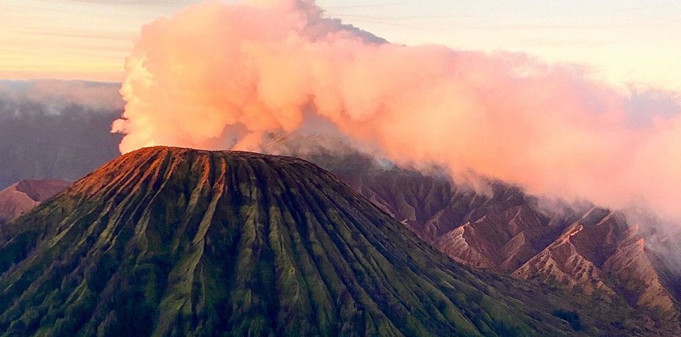 Mount Bromo Sunrise Tour from Surabaya