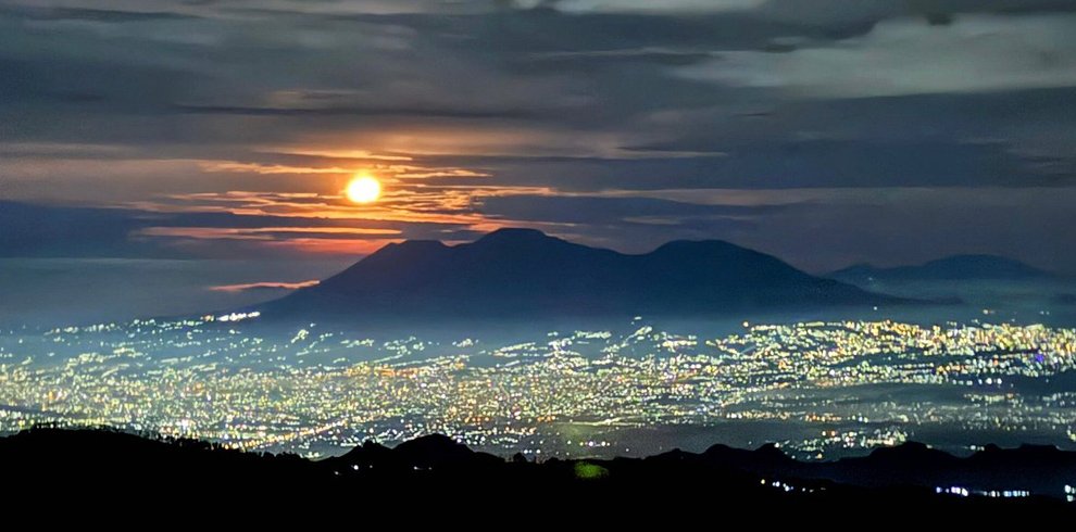 Mt. Bromo and Mt. Ijen in 2 Days from Surabaya