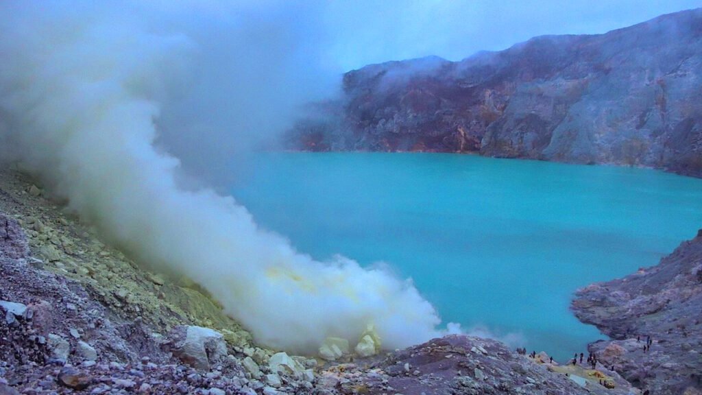 Surabaya Malang Bromo Ijen 3 Days Tour Package
