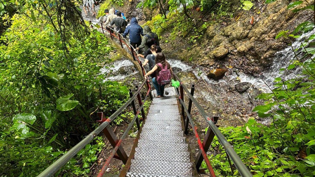 Surabaya Malang Bromo Tumpak Sewu 3 Days Tour Package